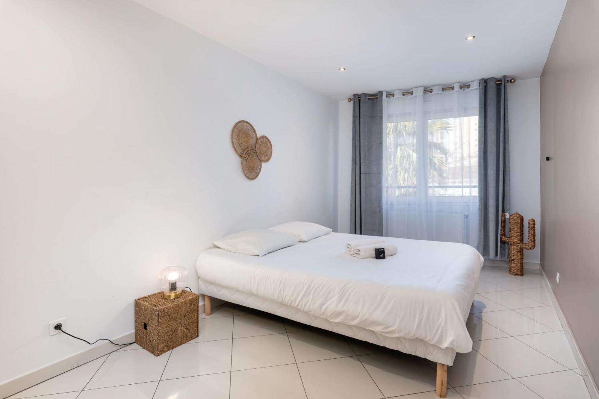 Maison Frappaz - 4 Bedrooms With Garden Villeurbanne Dış mekan fotoğraf