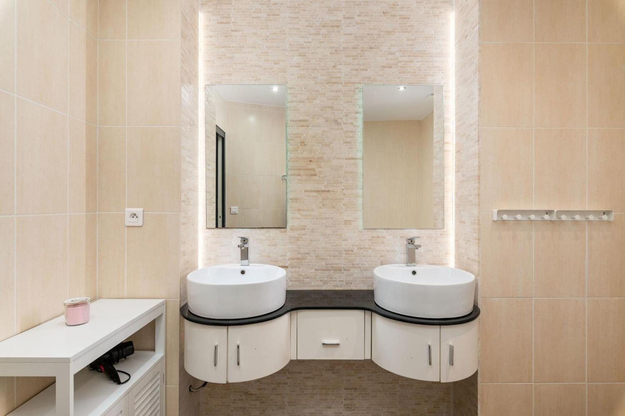 Maison Frappaz - 4 Bedrooms With Garden Villeurbanne Dış mekan fotoğraf