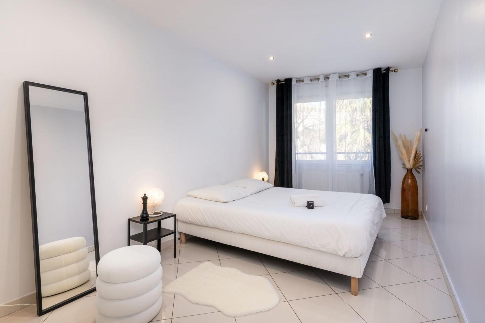 Maison Frappaz - 4 Bedrooms With Garden Villeurbanne Dış mekan fotoğraf